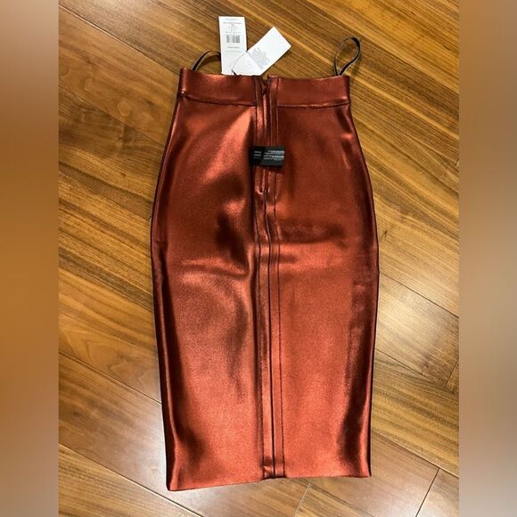 Herve Leger metallic skirt size small NWT - Picture 6 of 11